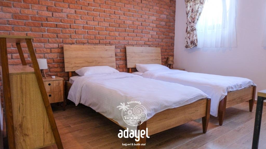 Бозджаада: Adayel Bagevi & Butik Otel