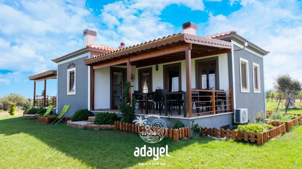 Бозджаада: Adayel Bagevi & Butik Otel