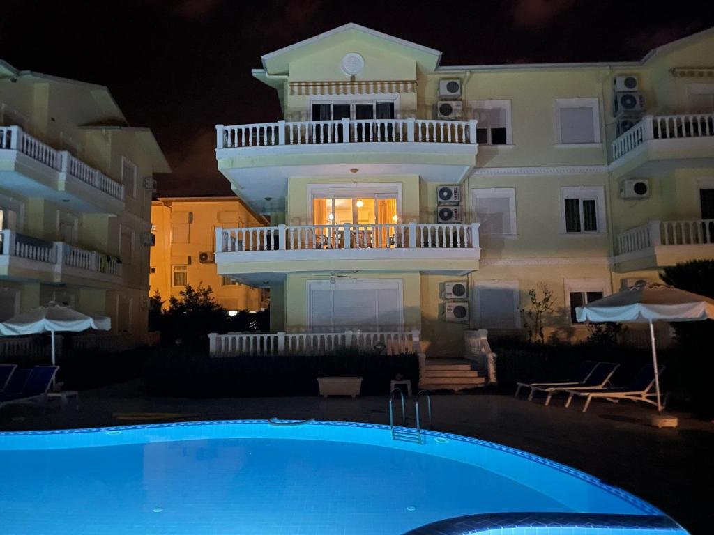 Белек: Fantastic Apt-2 min walk from Belek Cent’r Antalya region, great for golf lovers