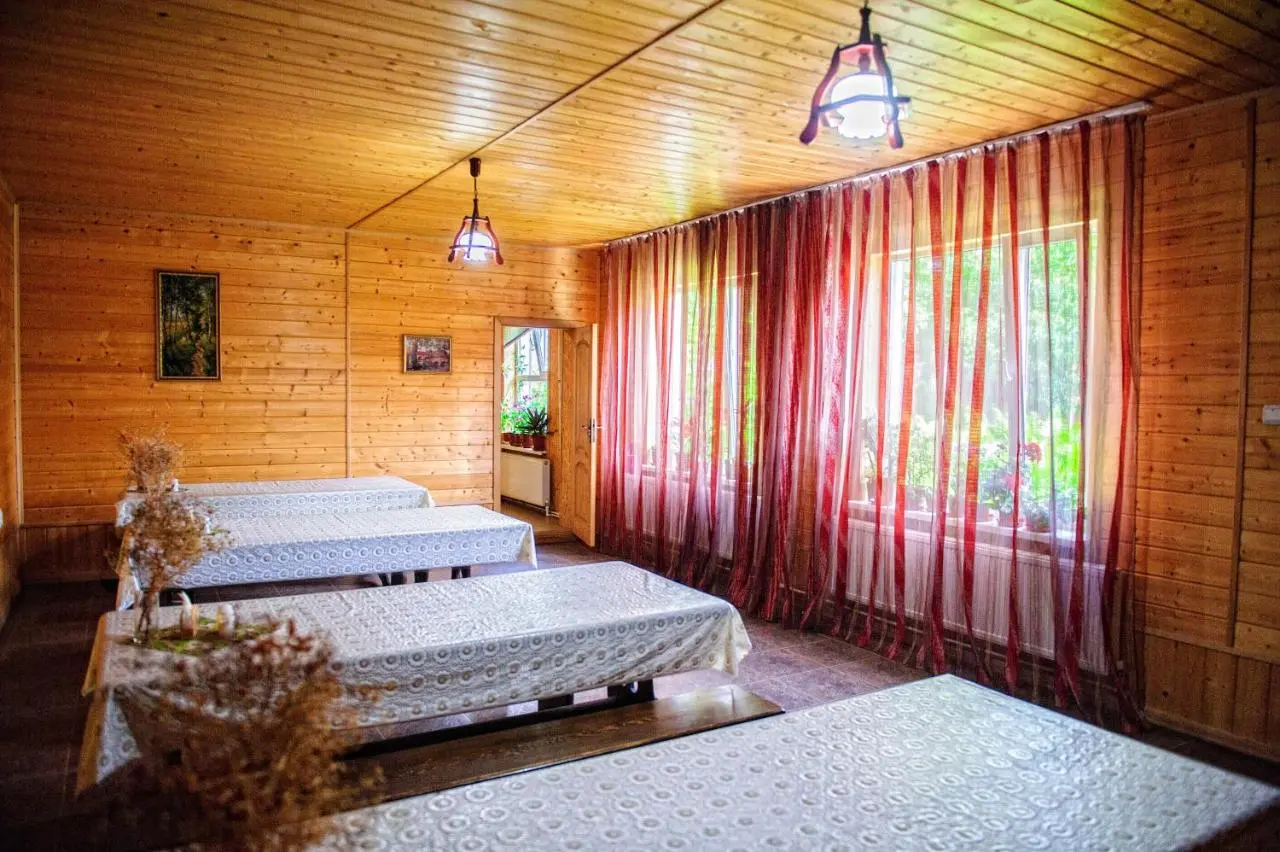 Каменномостский: Guesthouse Zhili-Byli