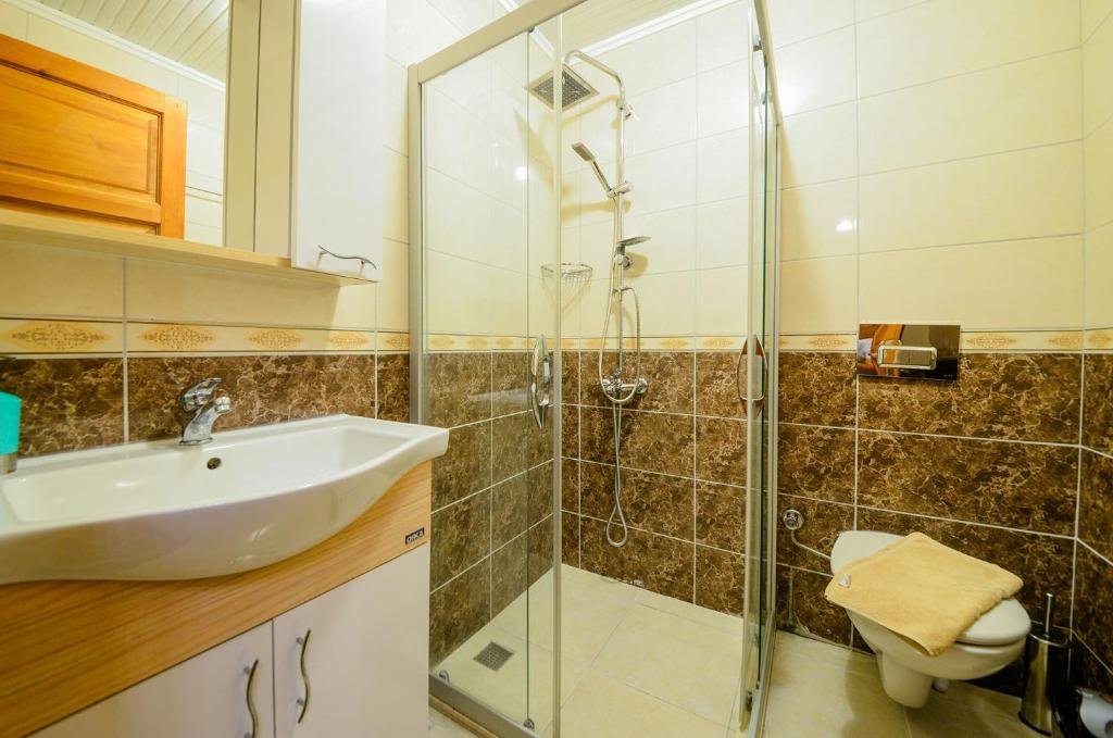 Исламлар: Villa Woodhouse
