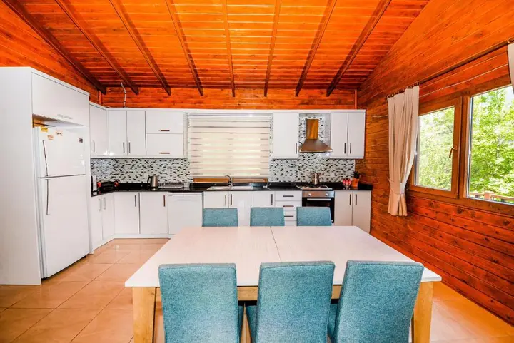 Исламлар: Villa Woodhouse