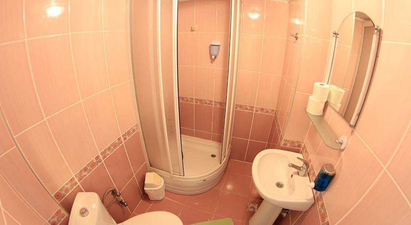Бартын: Timur Hotel