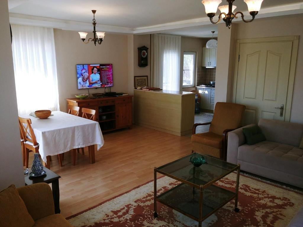 Датча: Unallar House