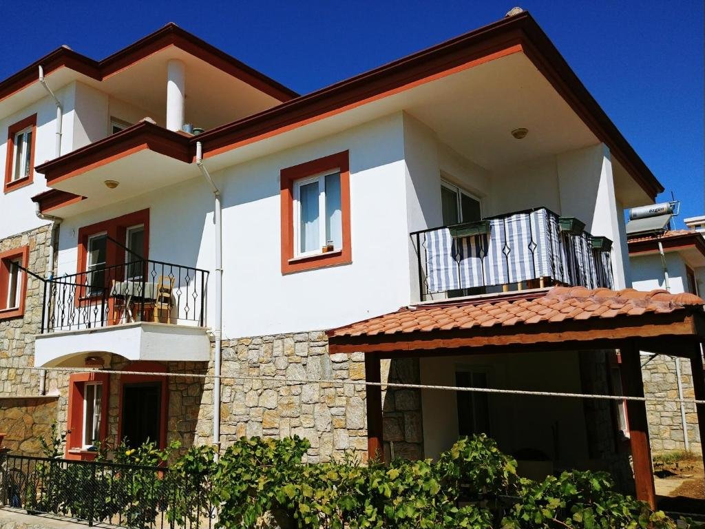 Датча: Unallar House