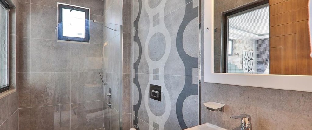 Исламлар: Villa Nare 8