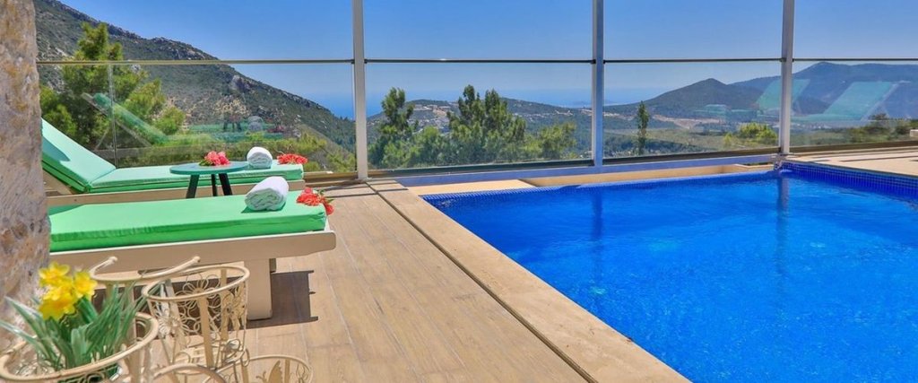 Исламлар: Villa Nare 8