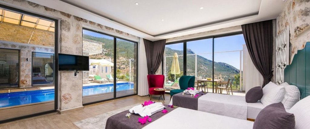 Исламлар: Villa Nare 8