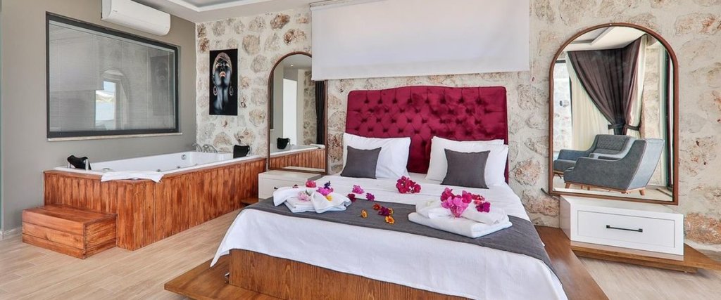 Исламлар: Villa Nare 8