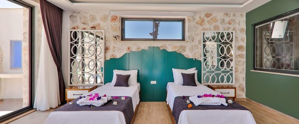 Исламлар: Villa Nare 8
