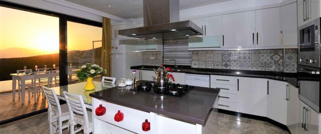 Исламлар: Villa Kaan
