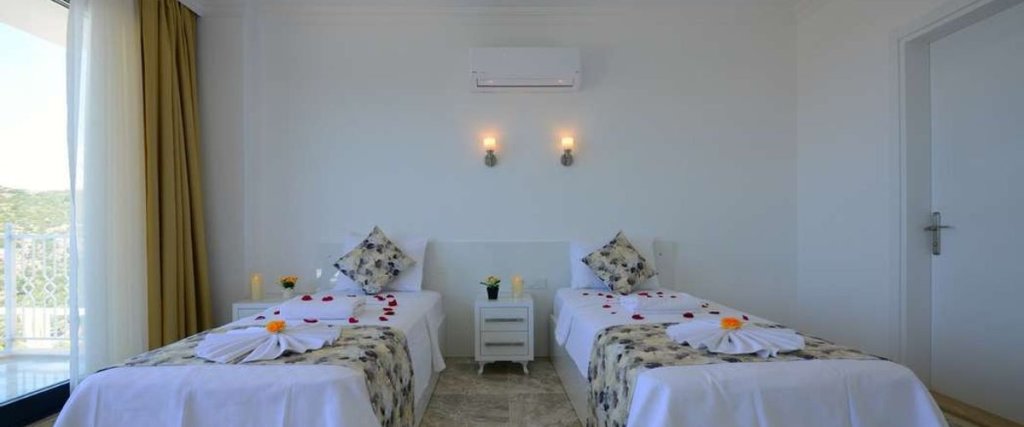 Исламлар: Villa Kaan