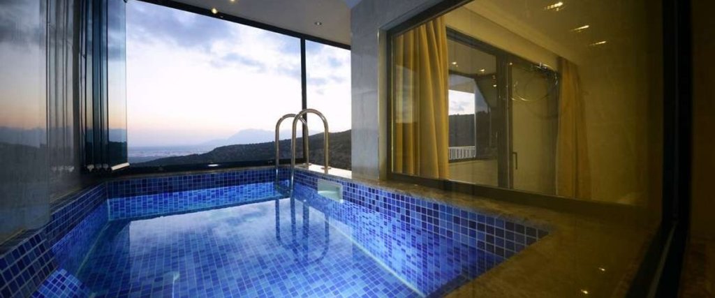 Исламлар: Villa Kaan