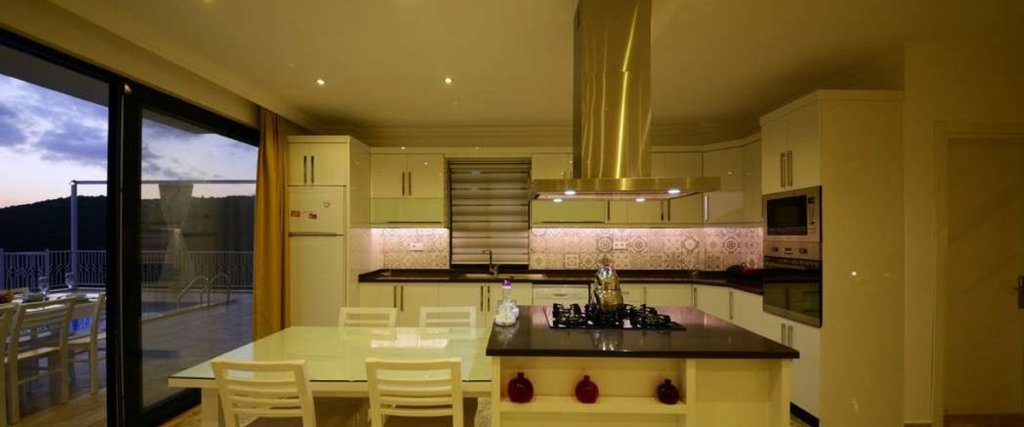 Исламлар: Villa Kaan