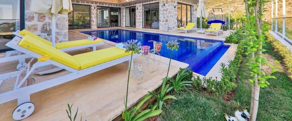 Исламлар: Villa Nare 7