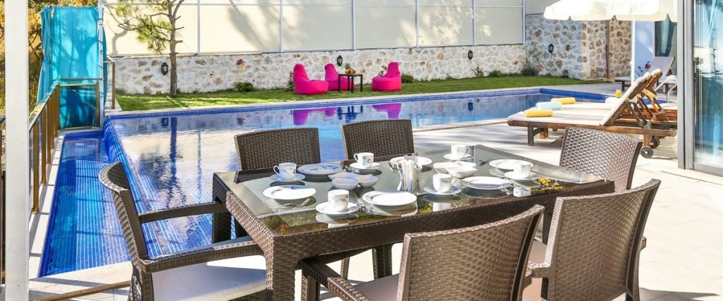 Исламлар: Villa Sari Islamlar