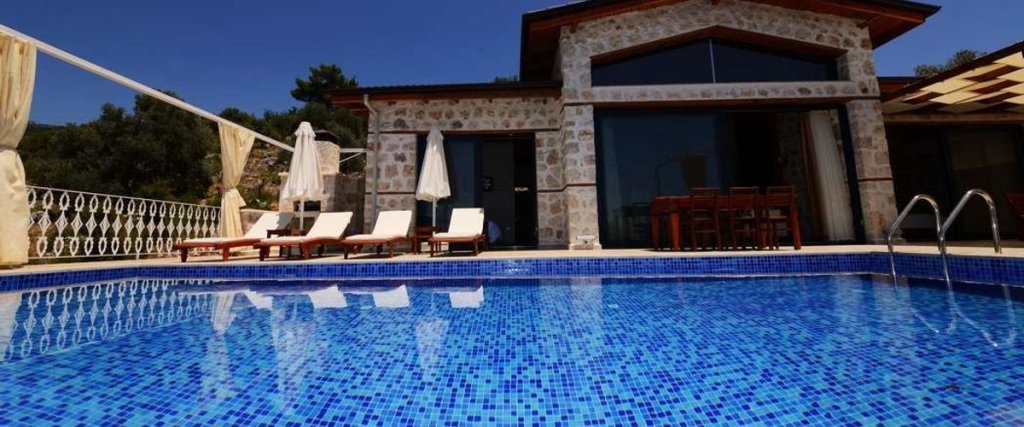 Исламлар: Villa Karen