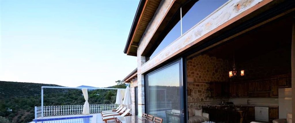 Исламлар: Villa Karen