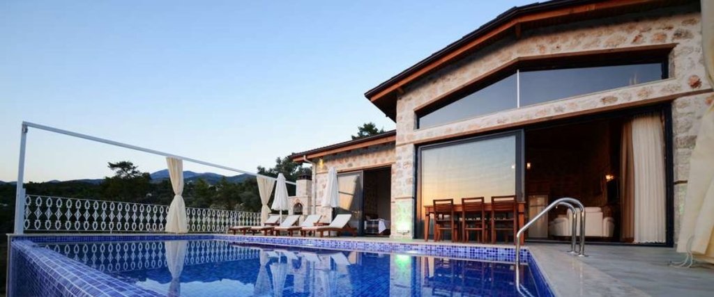 Исламлар: Villa Karen