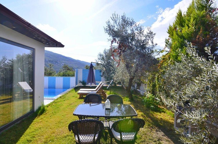 Исламлар: Villa Monolisa
