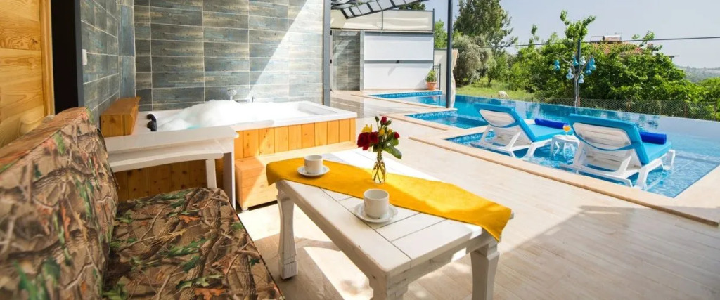 Исламлар: Villa Portakal