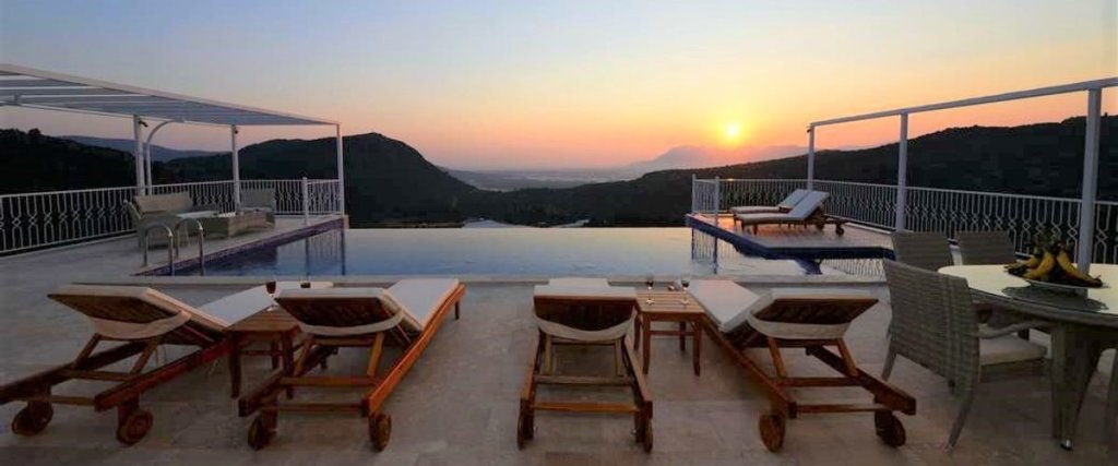 Исламлар: Villa Oscar Uzumlu