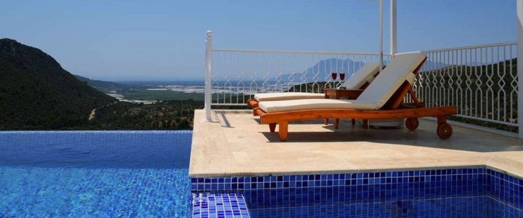 Исламлар: Villa Oscar Uzumlu
