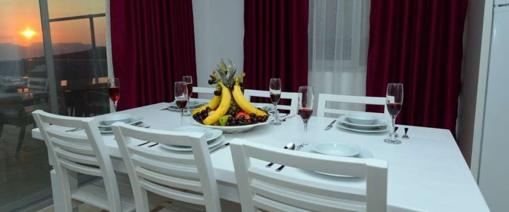 Исламлар: Villa Oscar Uzumlu