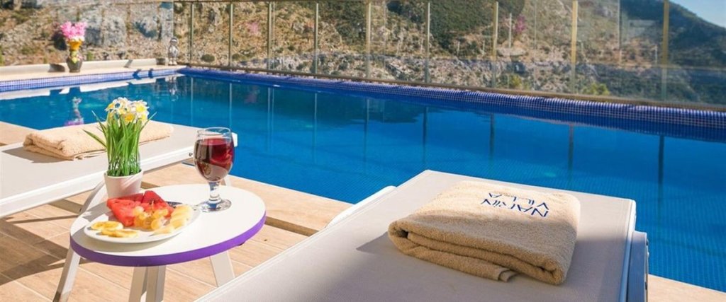 Исламлар: Villa Nare 10