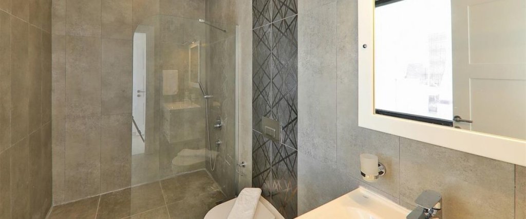 Исламлар: Villa Nare 10