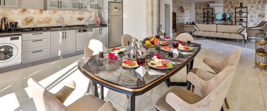 Исламлар: Villa Nare 10