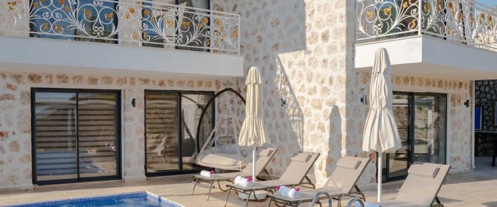 Исламлар: Villa Nare 9