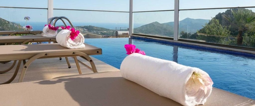 Исламлар: Villa Nare 9