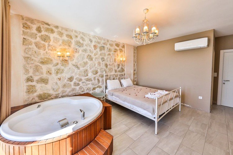 Исламлар: Villa Flora Islamlar
