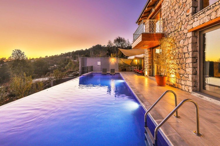 Исламлар: Villa Flora Islamlar