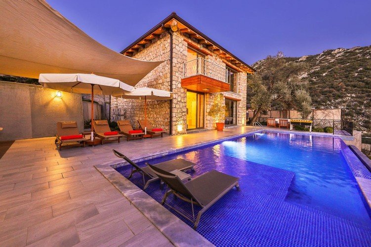 Исламлар: Villa Flora Islamlar