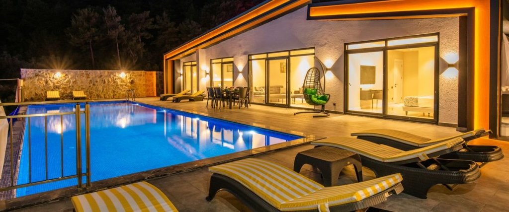 Исламлар: Villa Kalist 8