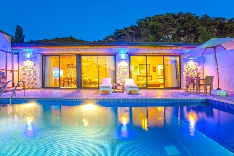 Исламлар: Villa Merlin 3