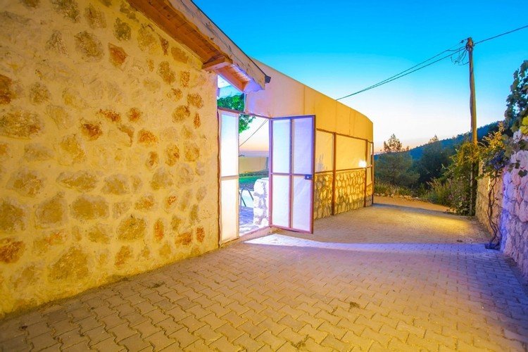 Исламлар: Villa Merlin 3