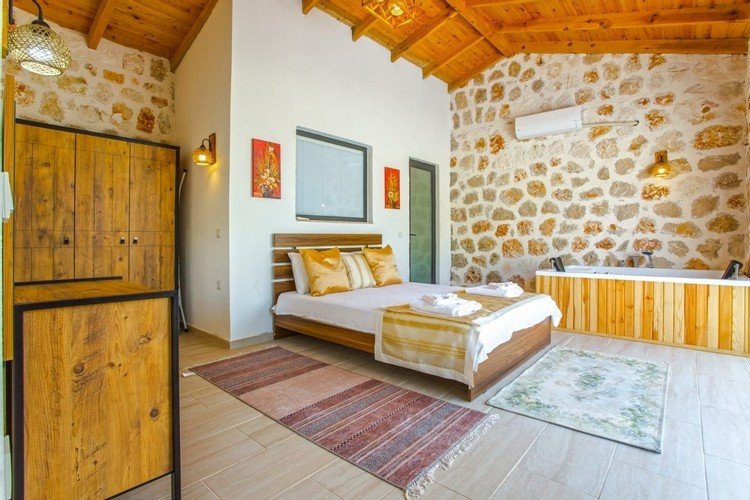 Исламлар: Villa Merlin 3