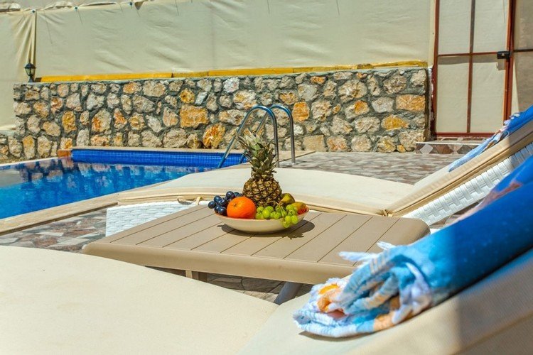 Исламлар: Villa Merlin 3