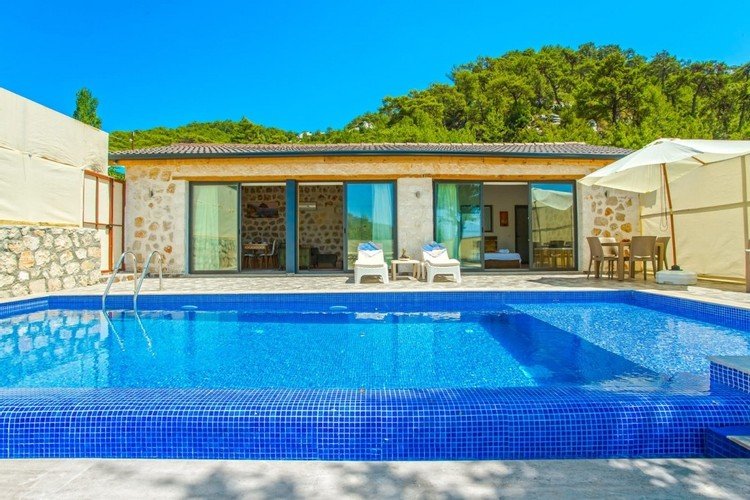 Исламлар: Villa Merlin 3