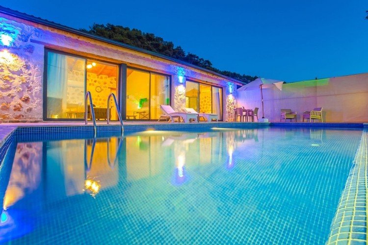 Исламлар: Villa Merlin 3