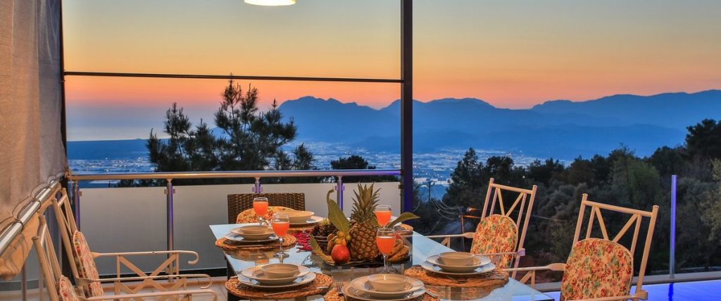 Исламлар: Villa Melly İslamlar