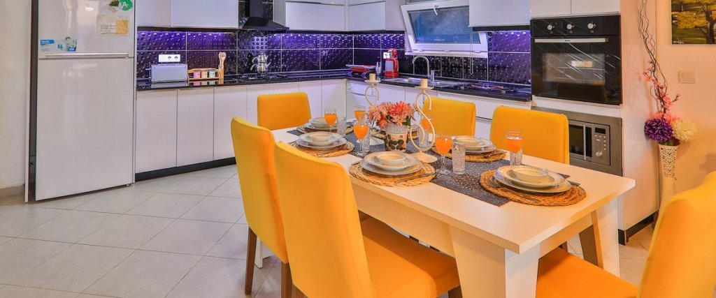 Исламлар: Villa Melly İslamlar