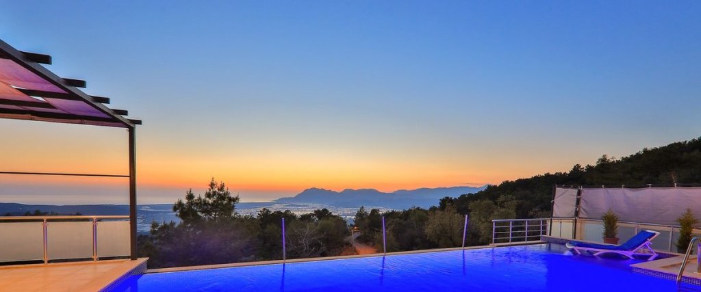 Исламлар: Villa Melly İslamlar