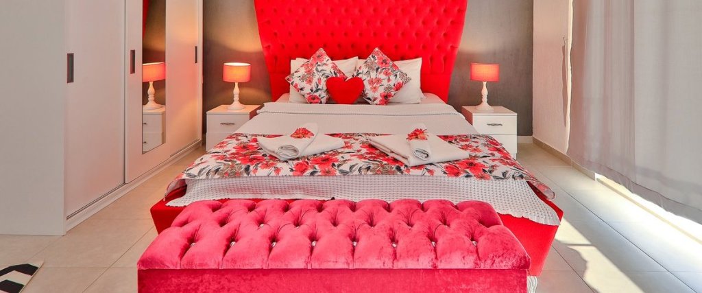 Исламлар: Villa Melly İslamlar