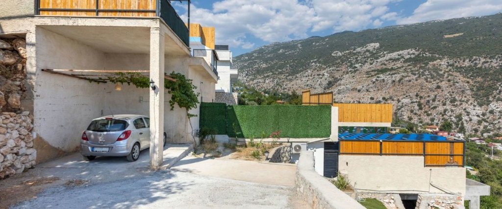 Исламлар: Villa Dimare 2
