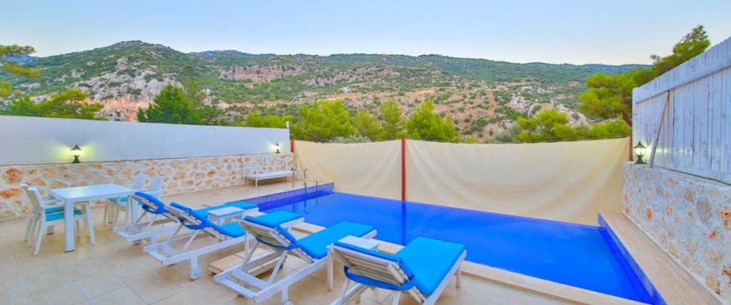 Исламлар: Villa Stone House 2