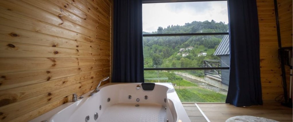 Кайели: Mabeyn Bungalov Wooden Hause